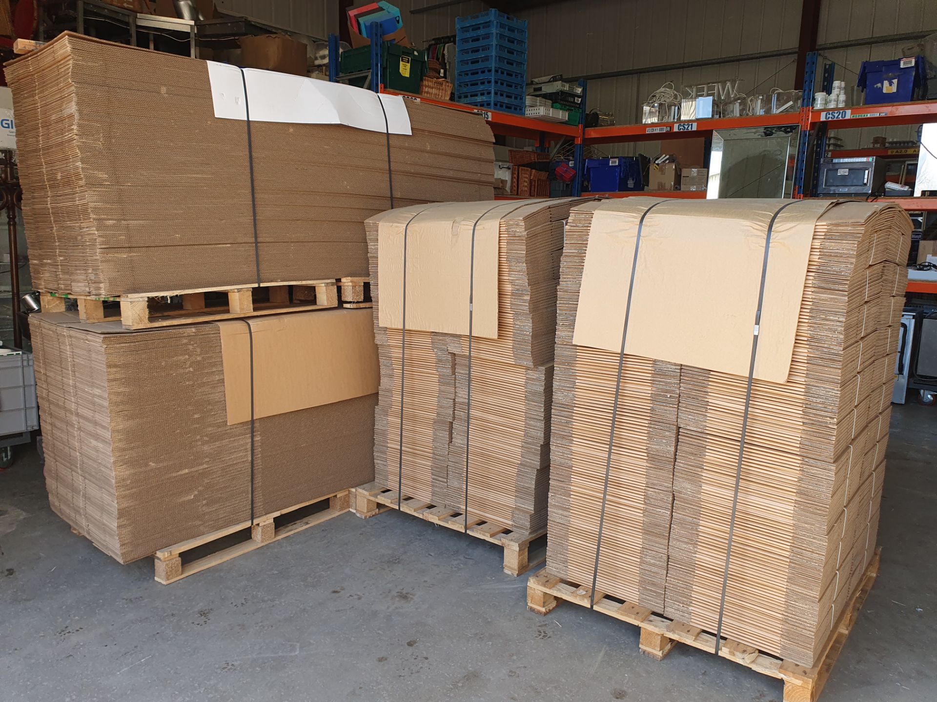 * 4 pallets packing boxes