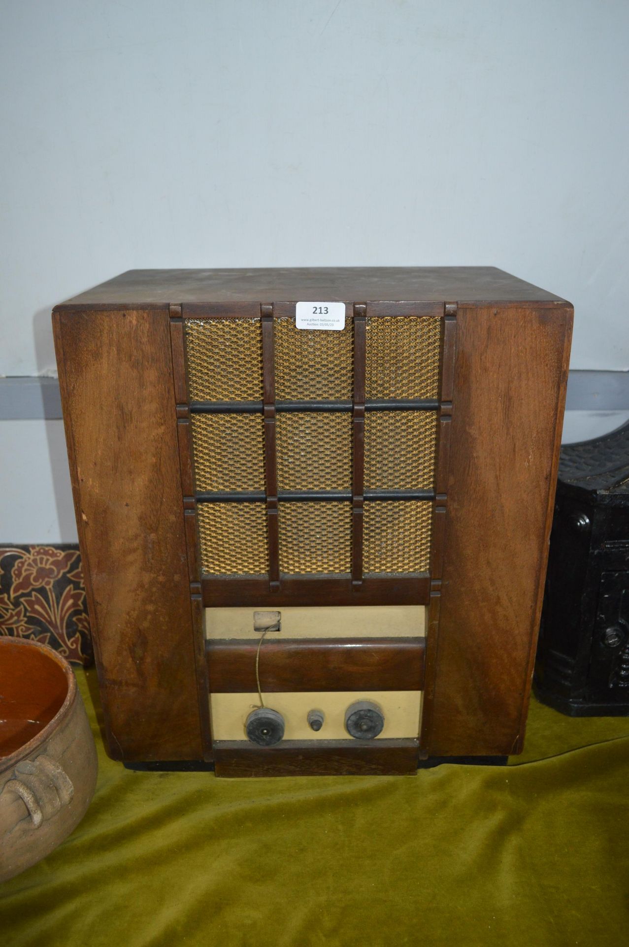 1930's Murphy Valve Radio