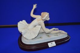 Lladro Ballet Dancer Figurine by Alvarez & Parat