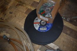 *115mm and 300mm Cutting Discs