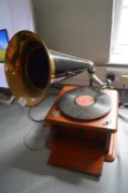 Reproduction Retro Style Gramophone Cassette Radio