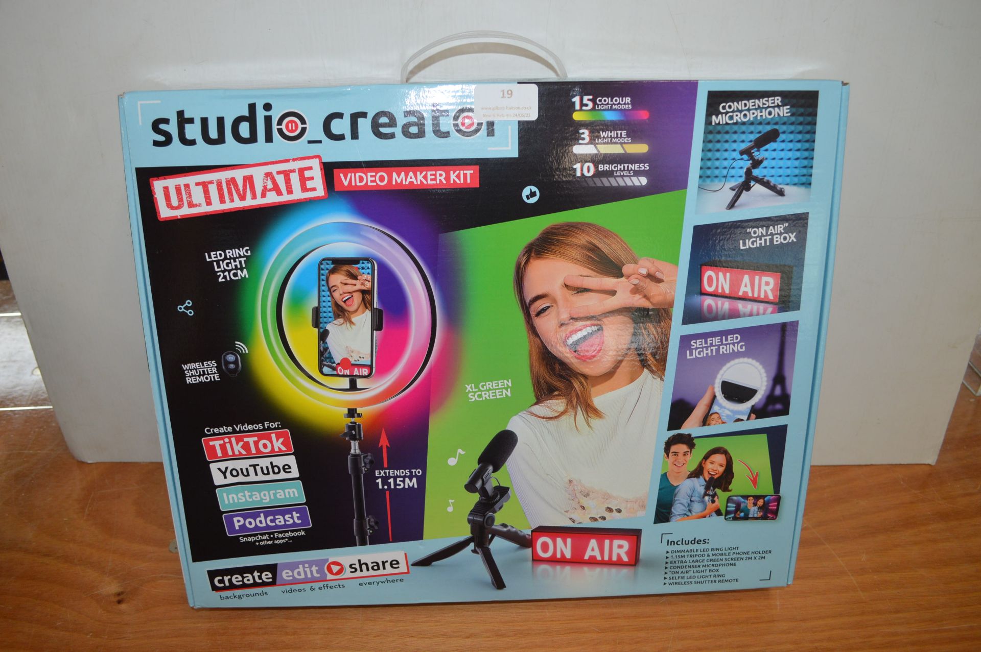 *Studio Creator Video Maker Kit