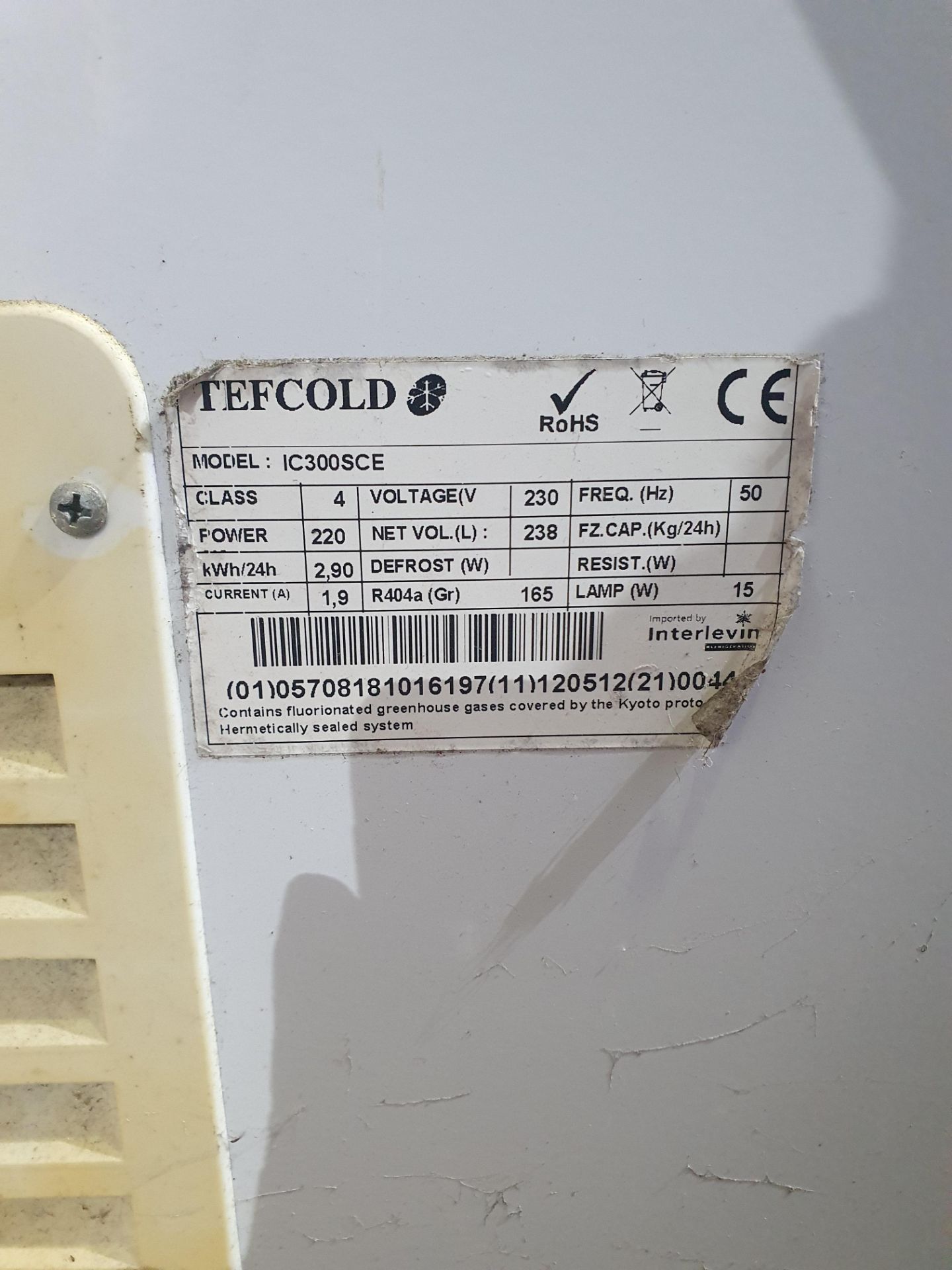 *Tefcold ince cream servery Model - IC300SCE. On castors with locking lid, tested working. 1020w x - Image 6 of 6