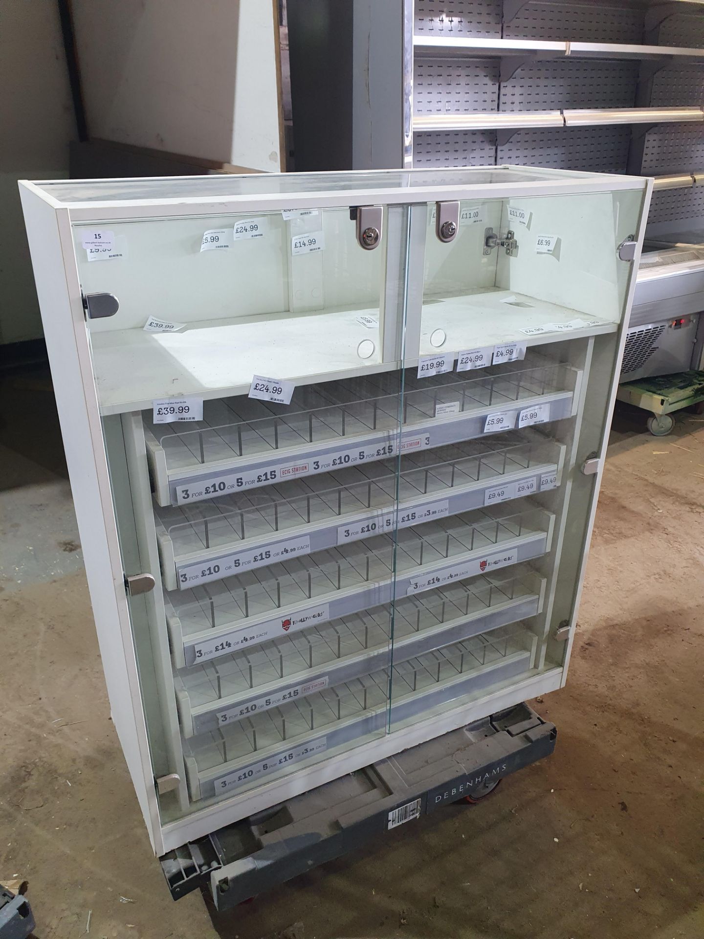 *lockable vape display unit with sliding drawers. 990w x 400d x 1140h