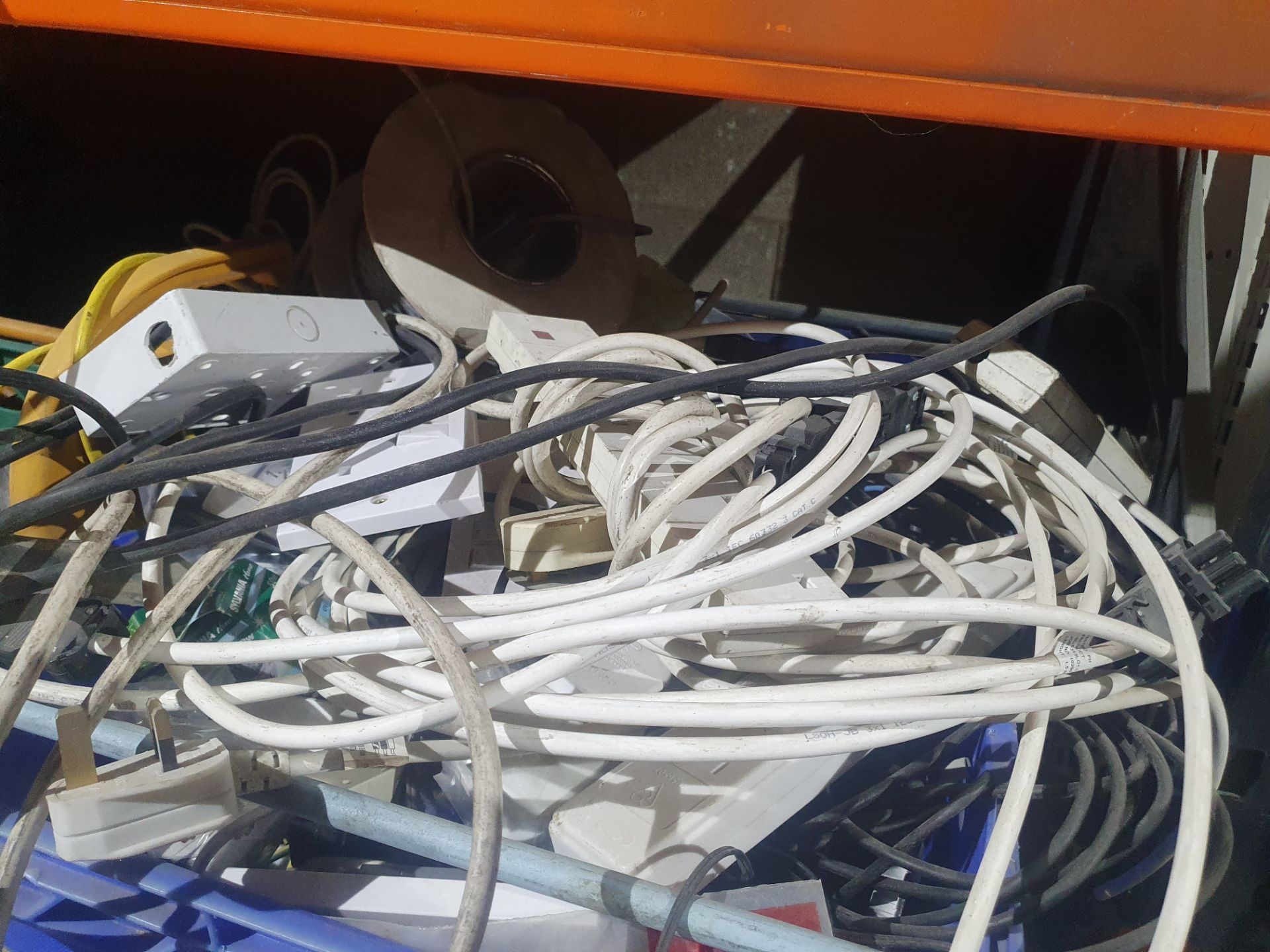 *box of electrical leads extentions, site light, etc - Image 2 of 2