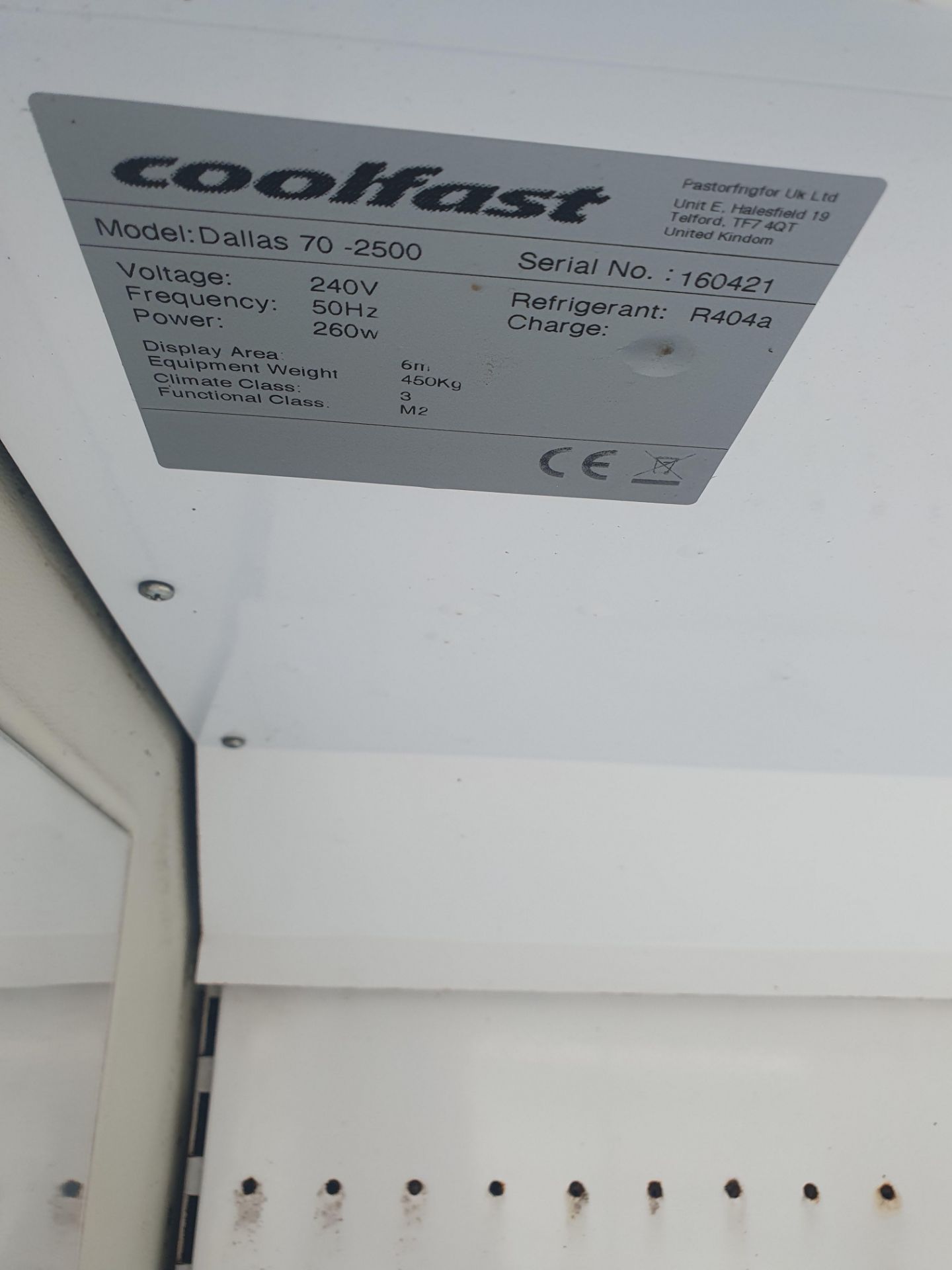 *Coolfast/Bond Dallas 70/2500 remote chiller multideck cabinet. 2580w x 750d x 2140h - Image 2 of 2
