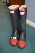 Pair of New Sentry 2000 Super Safety Wellies Size: