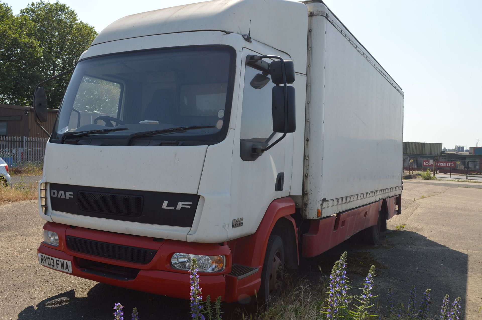 *DAF LF 45.150 7.5ton Box Lorry with 1000kg Tail Lift, Reg: RY03 FWA, ~4.5m Wheelbase ~2m - Image 2 of 7