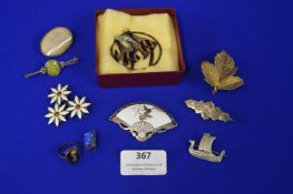 Assorted Vintage Silver Jewellery