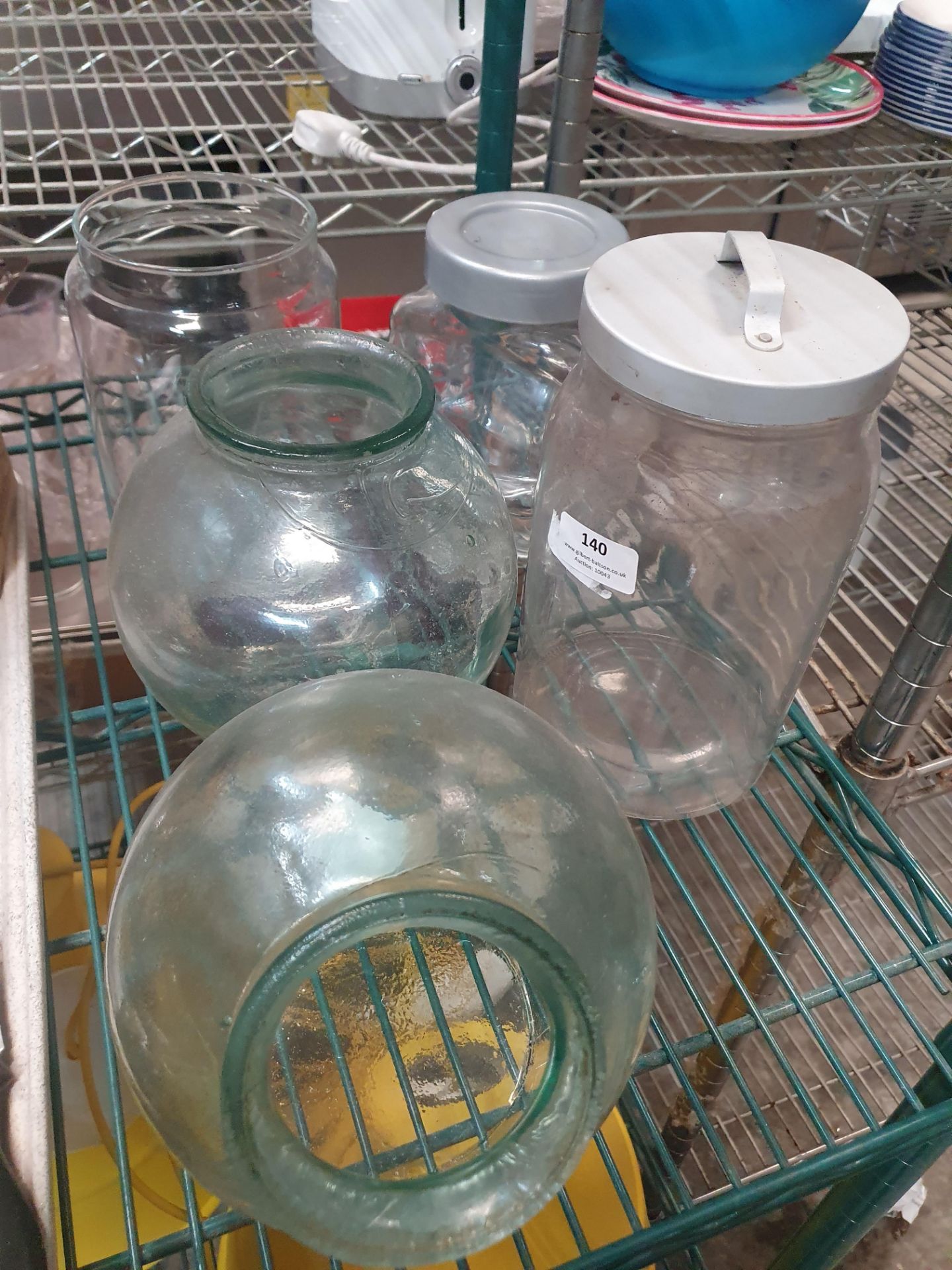 * 5 x glass jars