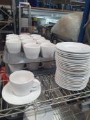 * 24 x coffee cups and saucers