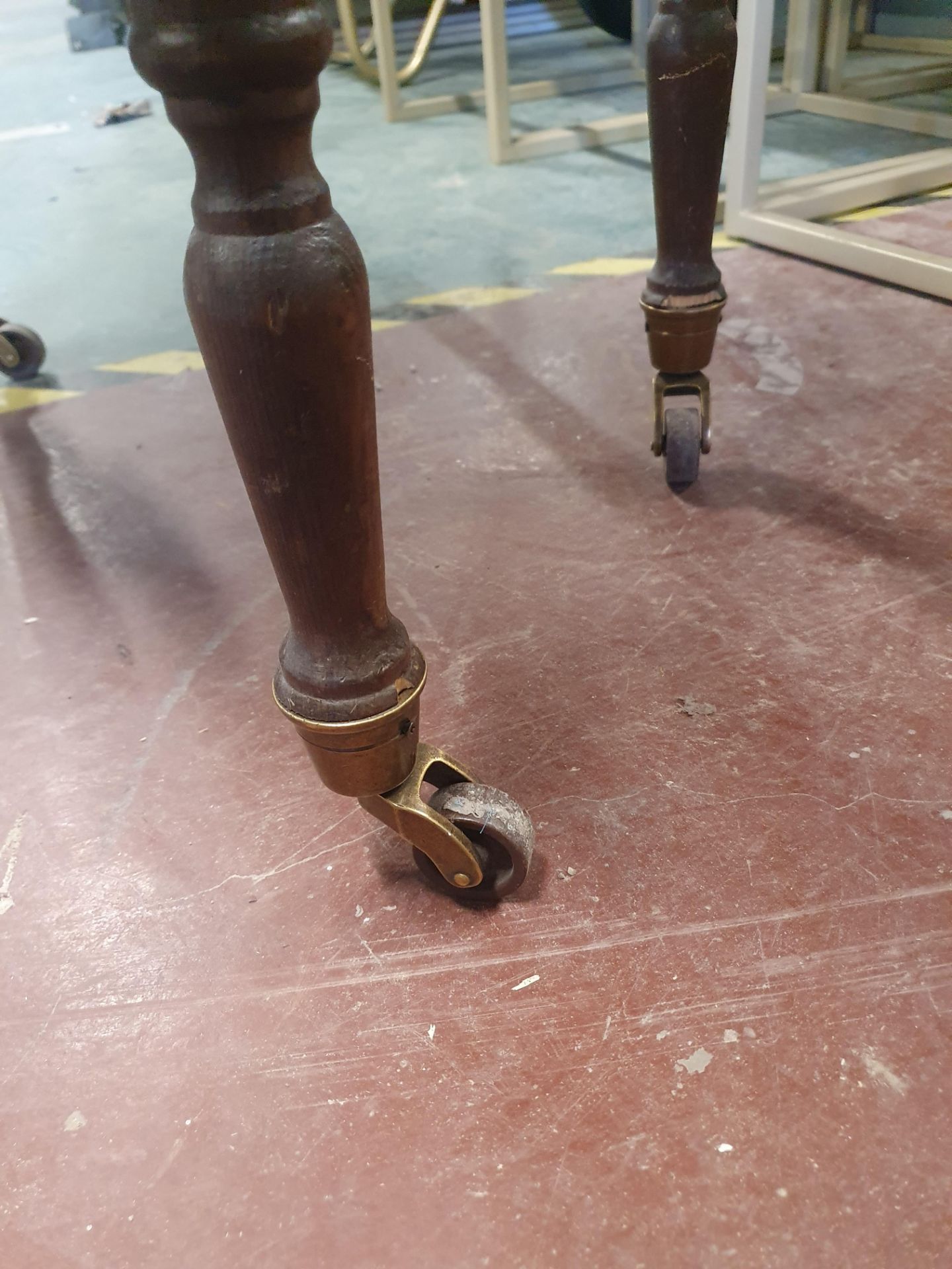 * drop leaf tall table on castors. 600w x 400-1200d x 1000h - Image 4 of 4