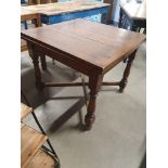 * Oak drawer leaf table