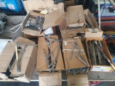* very large quantity of window hinges - assorted sizes