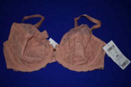 *Chantelle Peach Underwire Bra Size: 36DD RRP £69.95