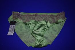 *Andres Sarda of Barcelona Recife Thong Size: L RRP £79