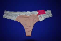 *Passionata Pink & White Lace Thong Size: XL RRP £17