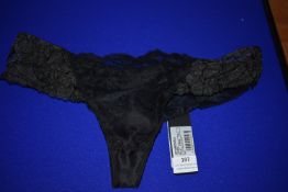 *Andres Sarda of Barcelona Tamara Black Thong Size: L RRP £99