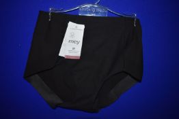 *Mey - Germany Series Daily Shape Nova Pants Gb Size: 12 Black RRP £