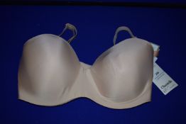 *Chantelle Bra Size: 34E RRP £