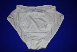 *Chantelle Ivory Panty Size: L RRP £