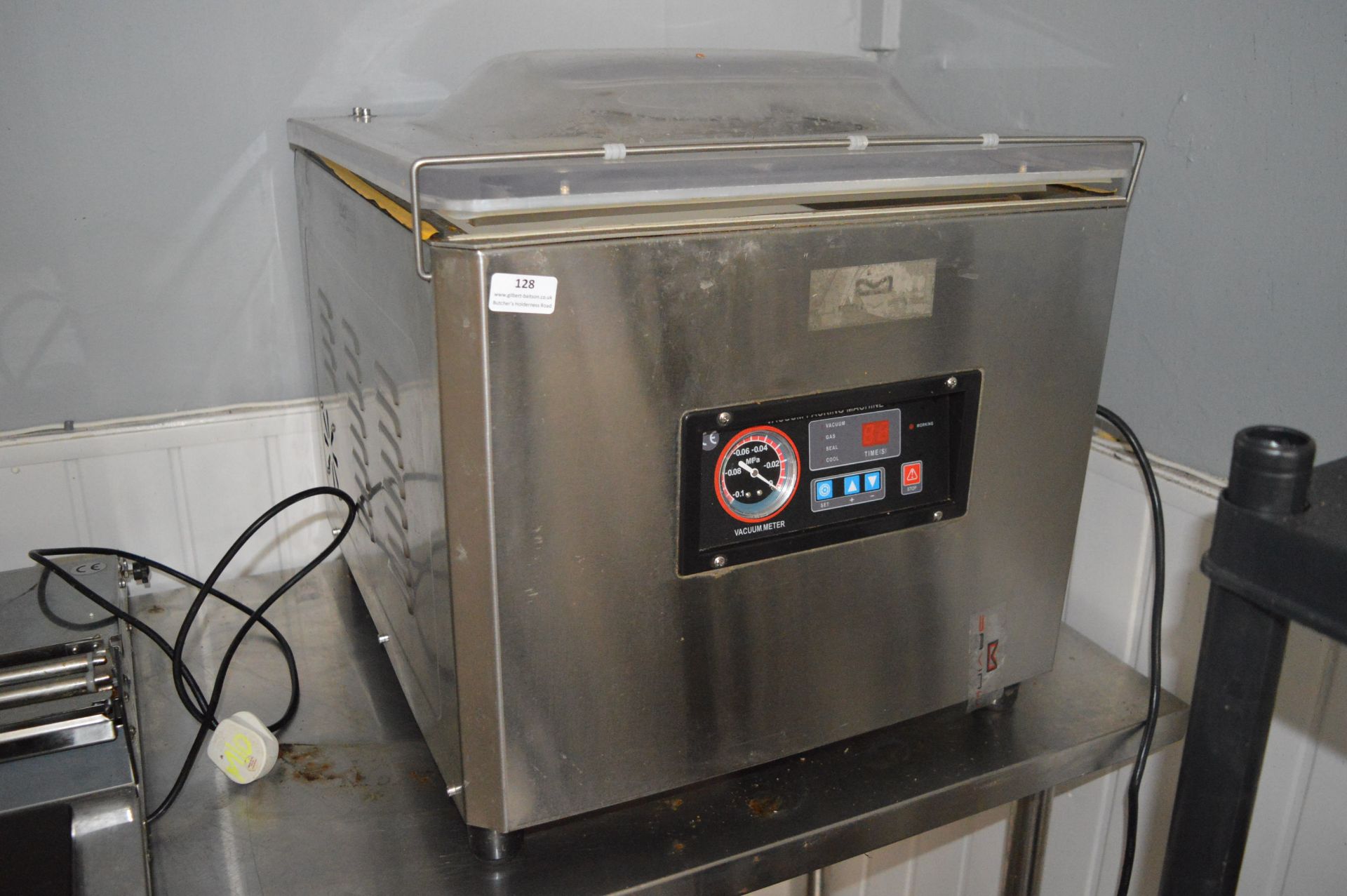 *Univac Vacuum Packer