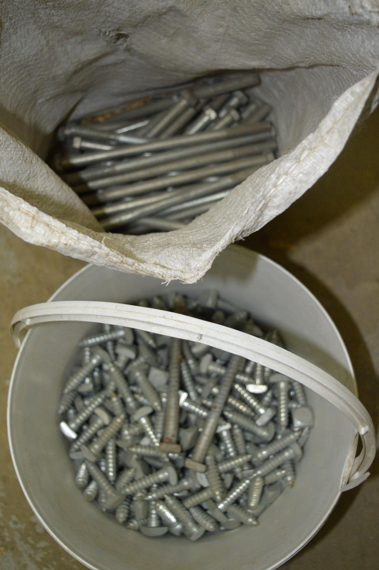 6” Coach Screws, and a Bag of 9” Galvanised Bolts - Image 2 of 2