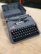 * 1948 Empire Aristocrat boxed typewriter