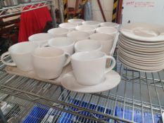 * 15 x cups and saucers