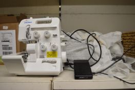 *Juki MO654DE Electronic Sewing Machine with Quantity of Fabrics