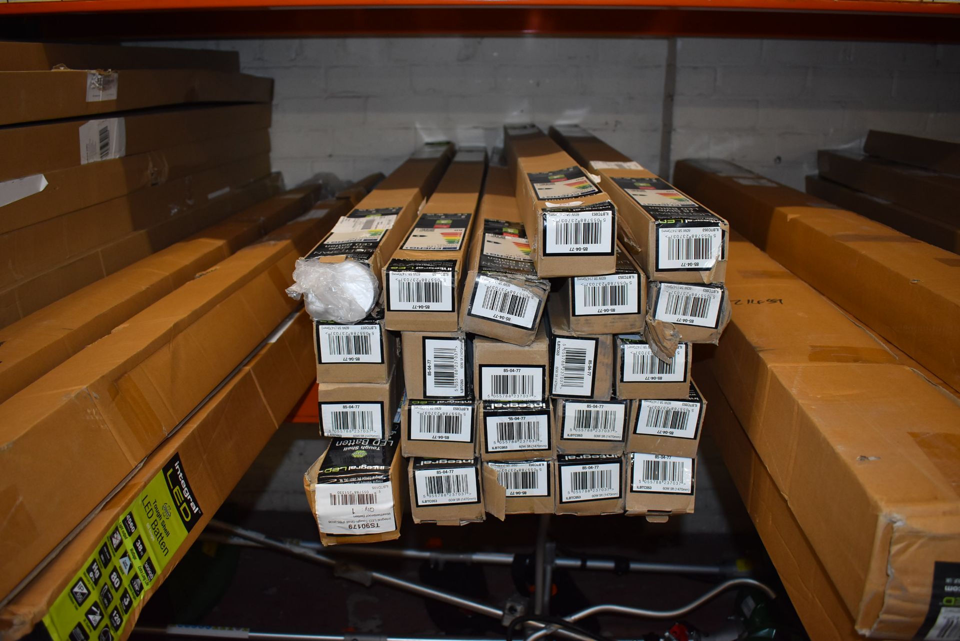 *~20 5ft LED Batton Lights (salvage)