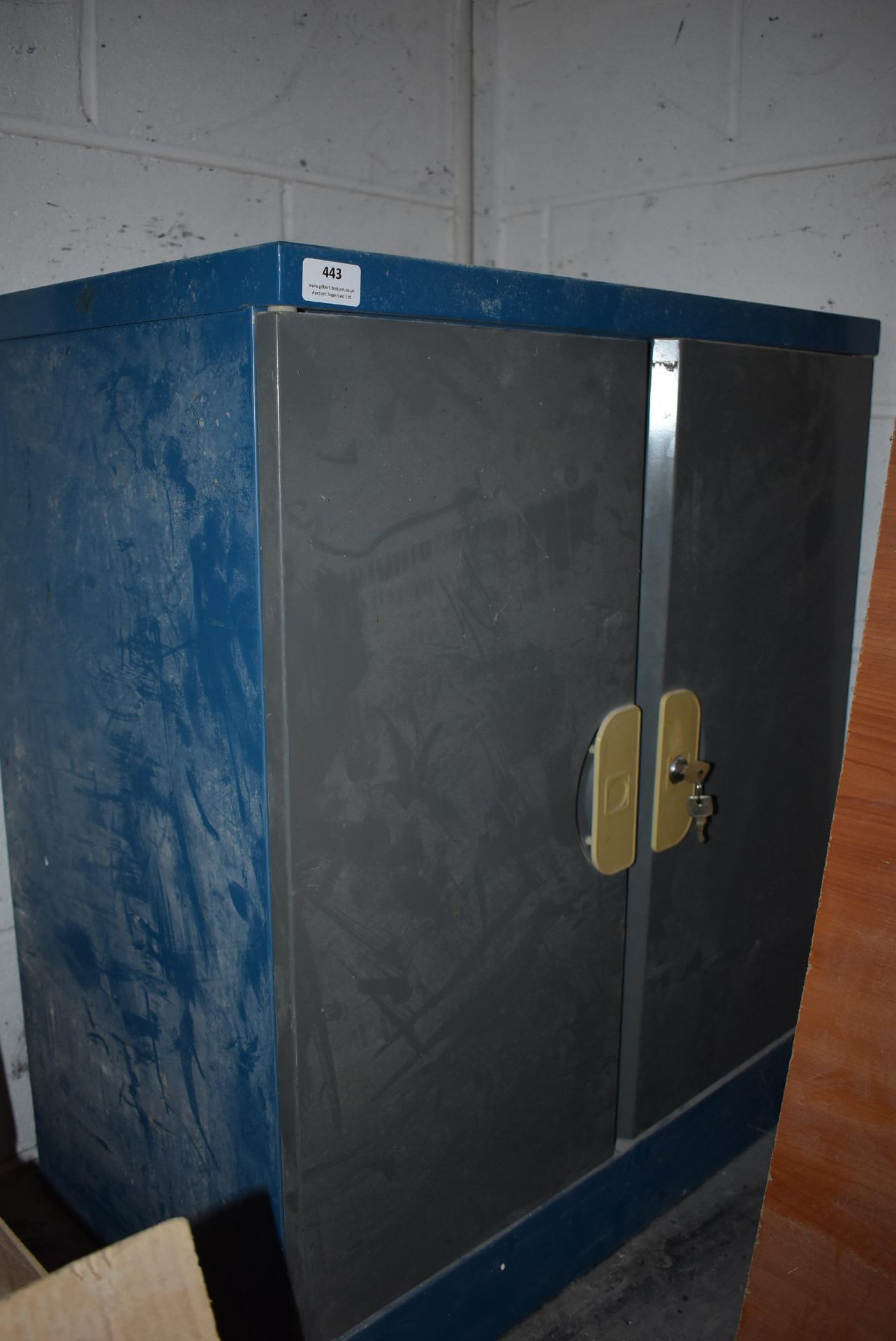 *Steel Storage Cabinet with Key ~26”x16”x31.5” - Image 3 of 3