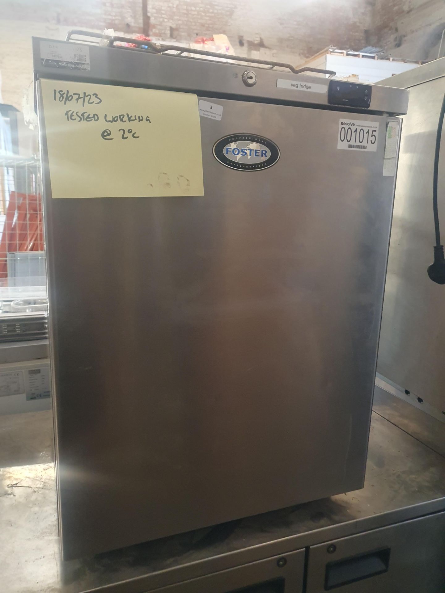 * Foster HR150 undercounter fridge - tested working