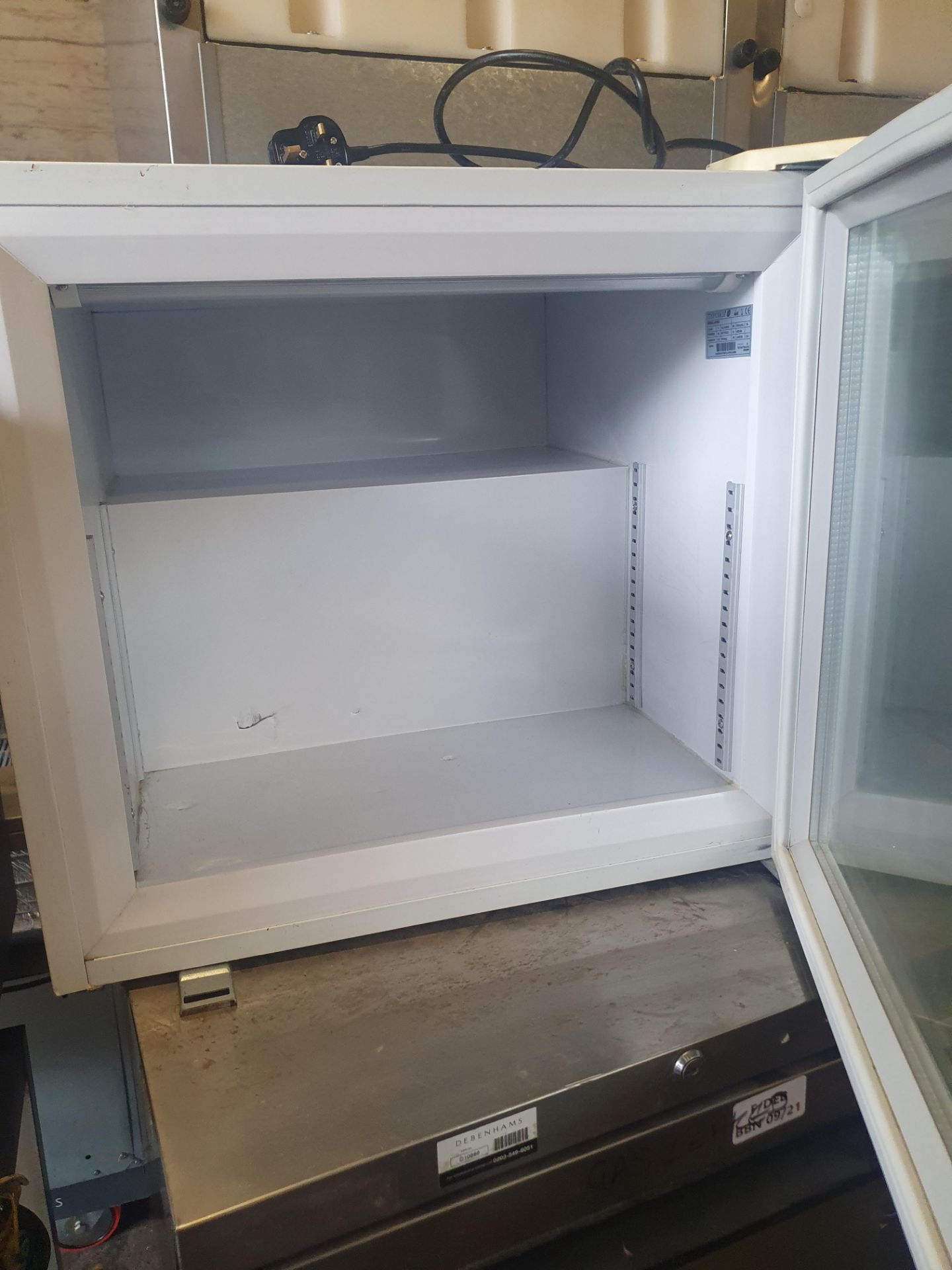 * Tefcold countertop icecream freezer - not making temp - Image 2 of 3