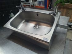* S/S sink with taps