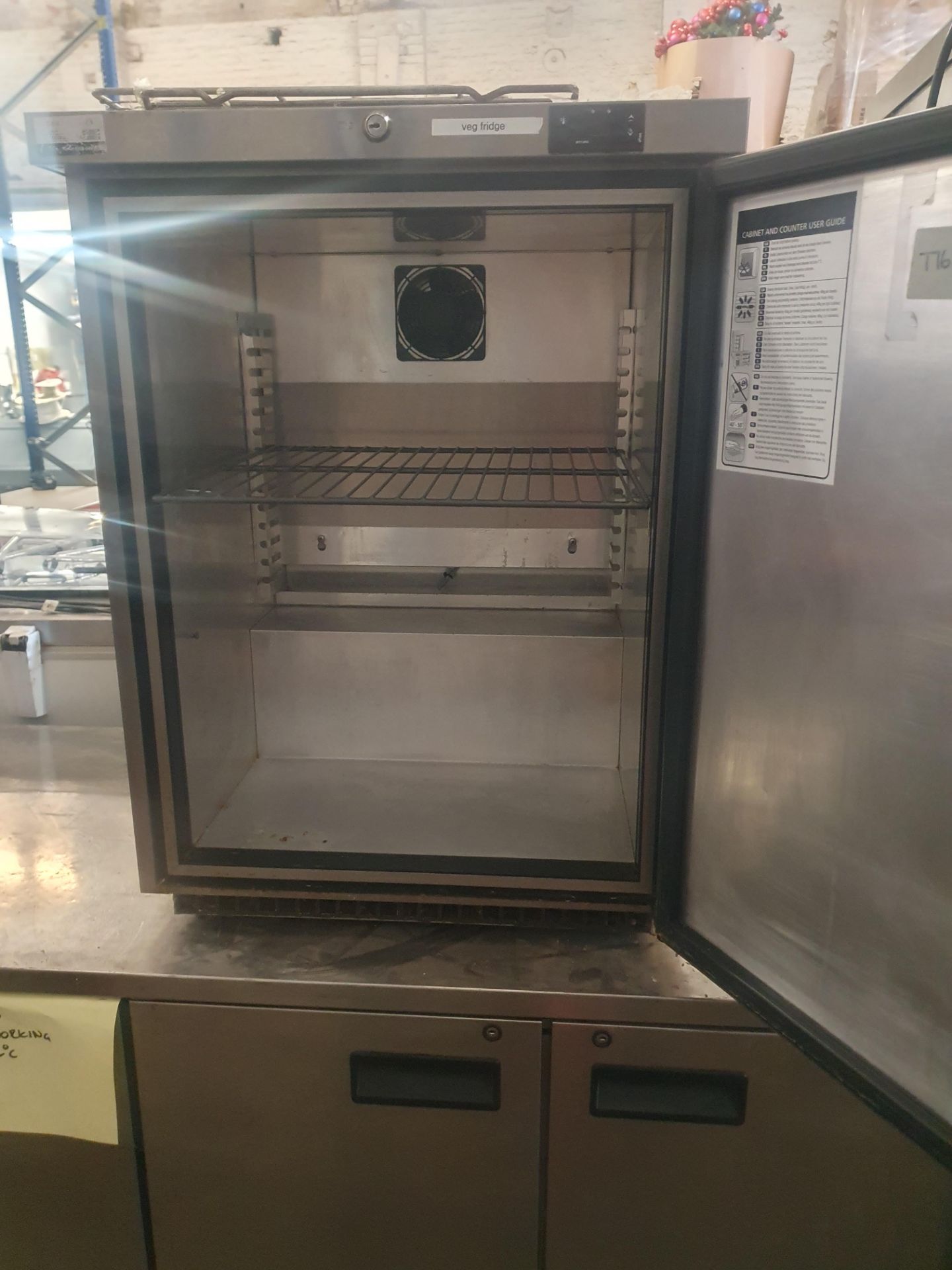 * Foster HR150 undercounter fridge - tested working - Image 2 of 3