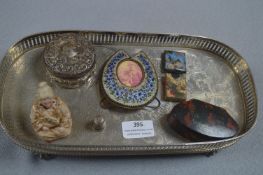 Small Tray of Collectables Including Silver Thimble, Lidded Pot (AF) & Snuff Box Stampcase etc