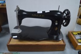 *Singer Manual Sewing Machine