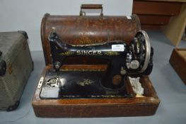*Singer Manual Sewing Machine with Case