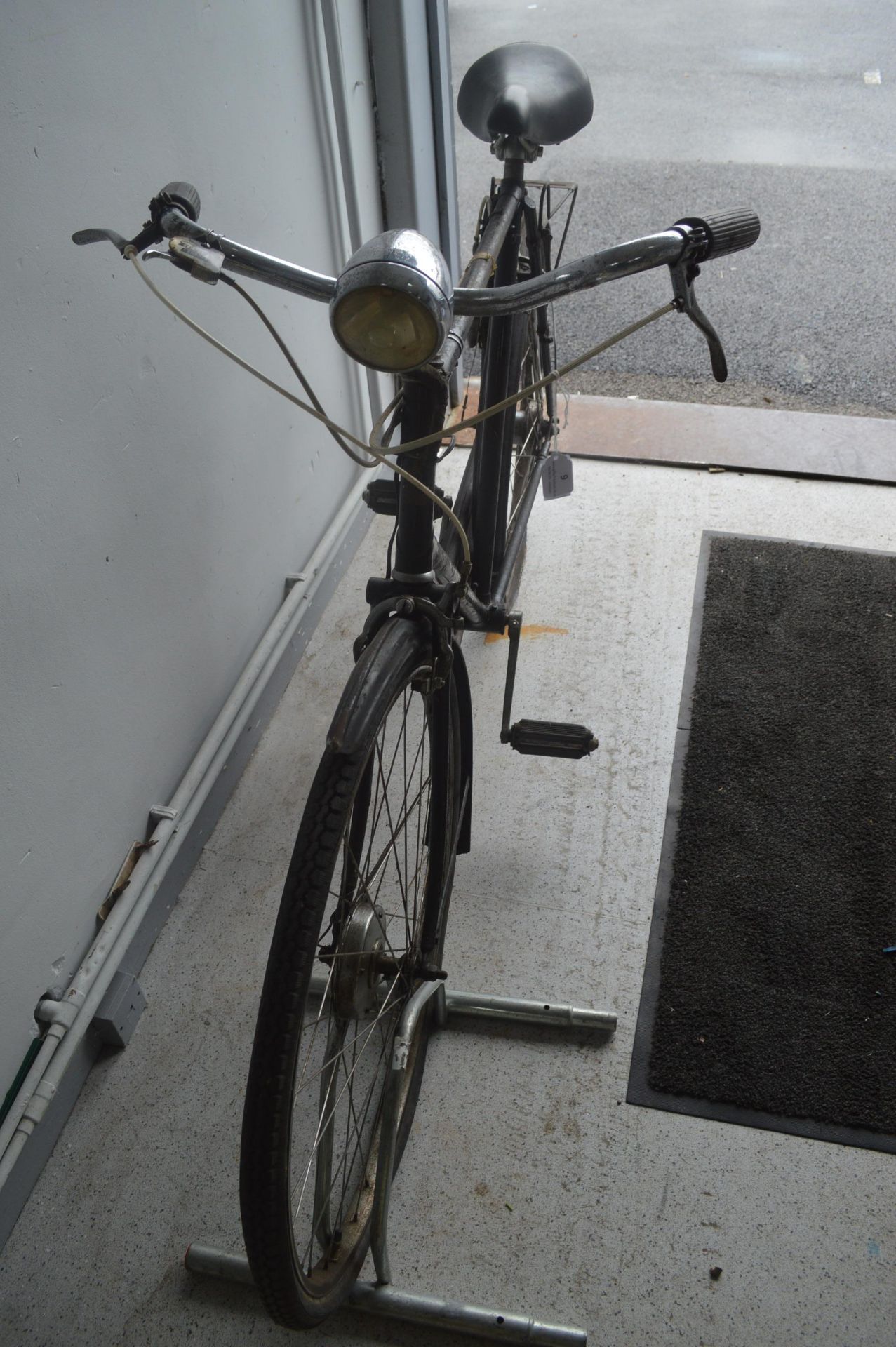 Vintage Raleigh Police Bicycle with 3 Speed Sturmey Archer Gears Duel Rear Brakes, once belonged - Image 2 of 3