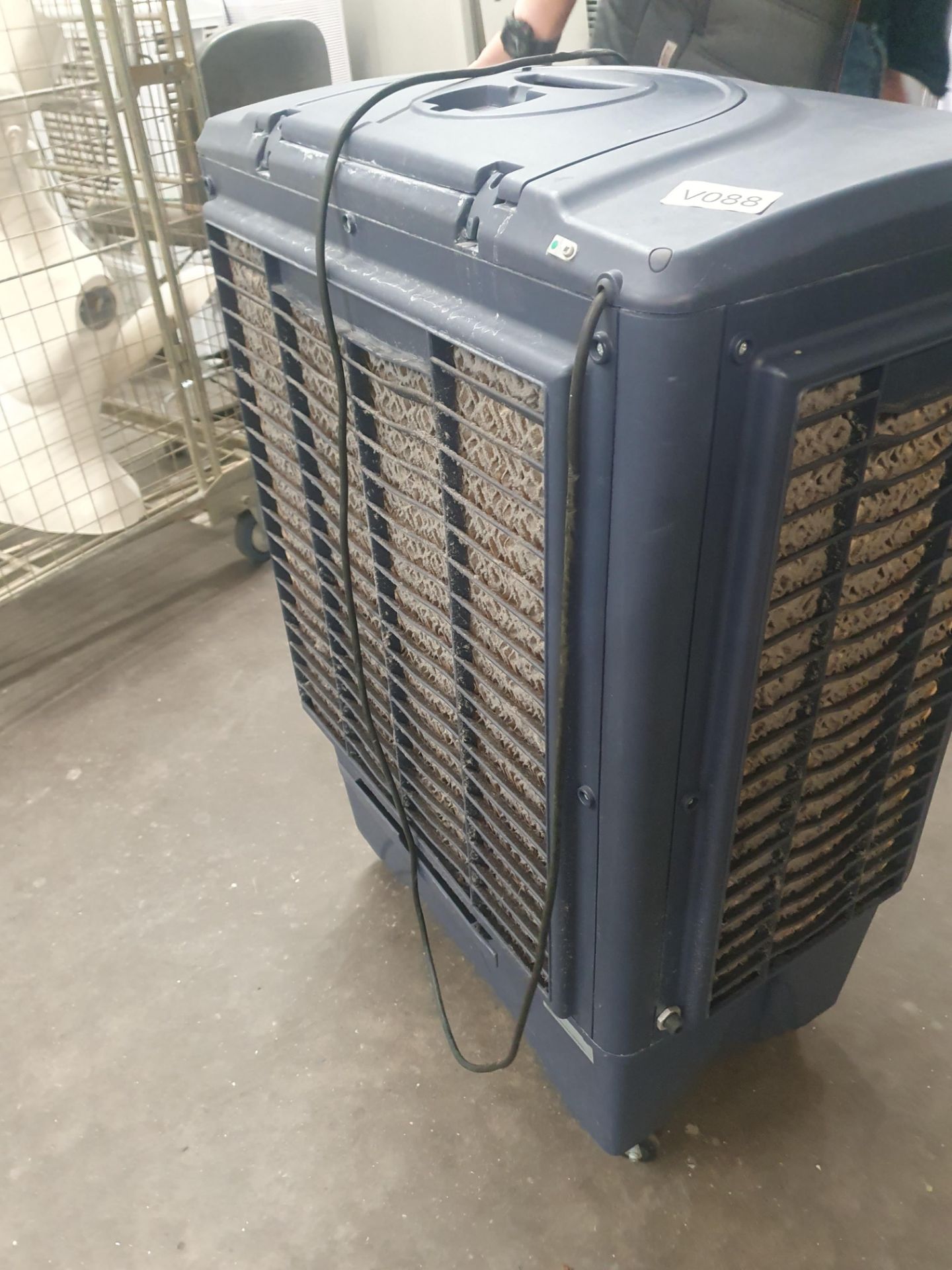 * Honeywell evaporative air cooler - Image 2 of 3