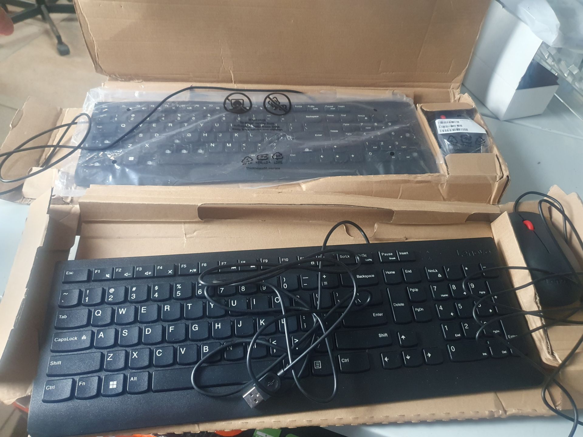 * 2 x Lenovo keyboard and mouse sets