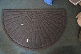 *Shell Design Semicircular Doormat