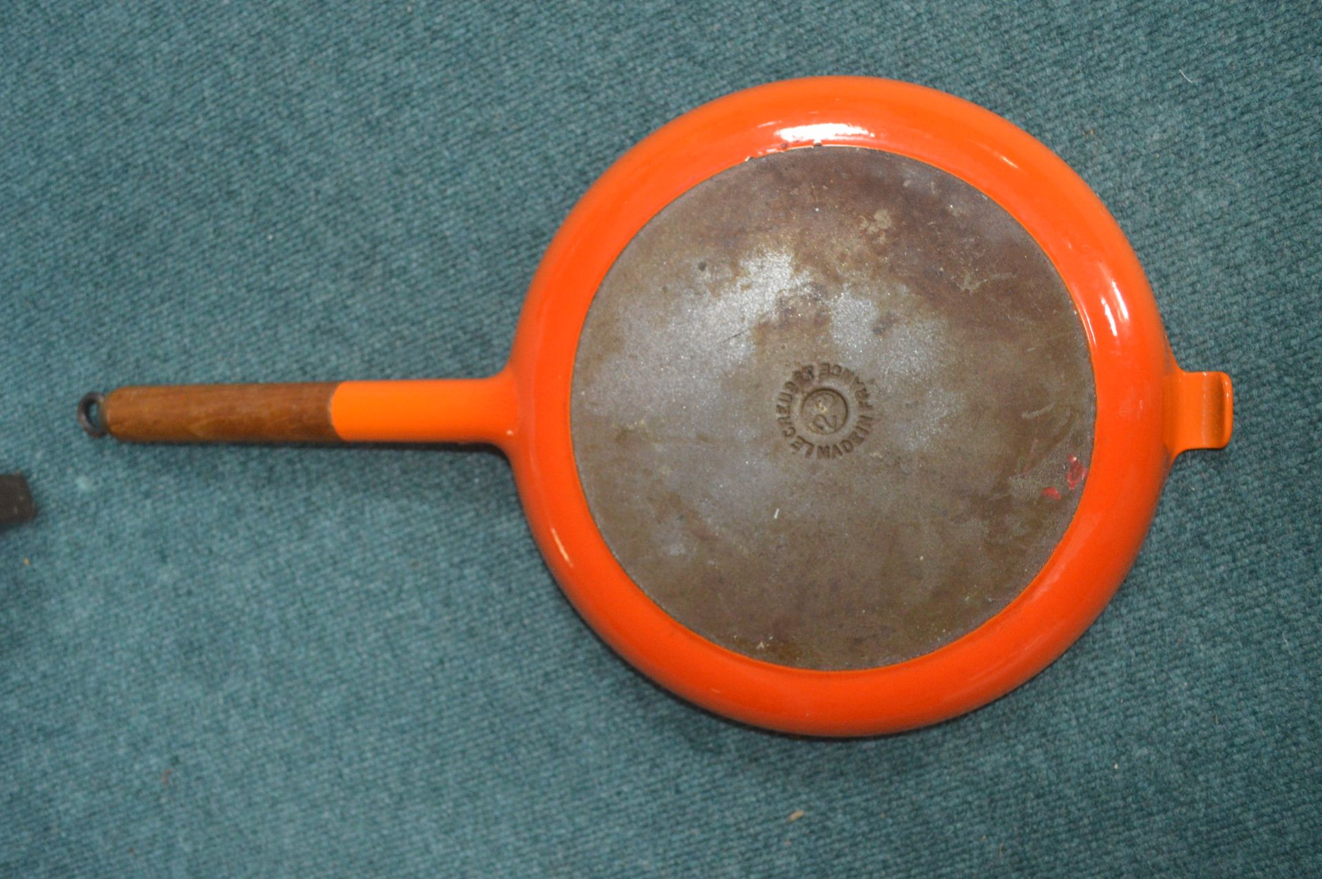 Le Creuset Orange Cast Iron Enamel Frying Pan - Image 2 of 2