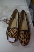 Pair of Ugg Leopard Print Pumps Size: 4.5
