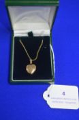 9ct Gold Heart Locket and Chain ~2.79g