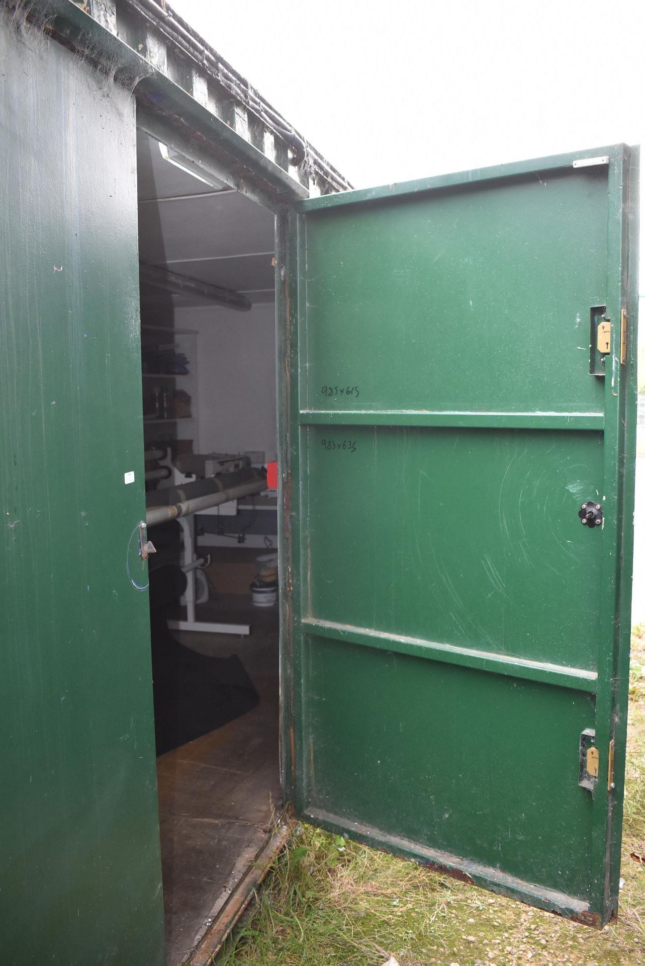 *30ft 8x8ft Container with Side Doors and Window (collection by appointment, contents not included) - Image 4 of 6