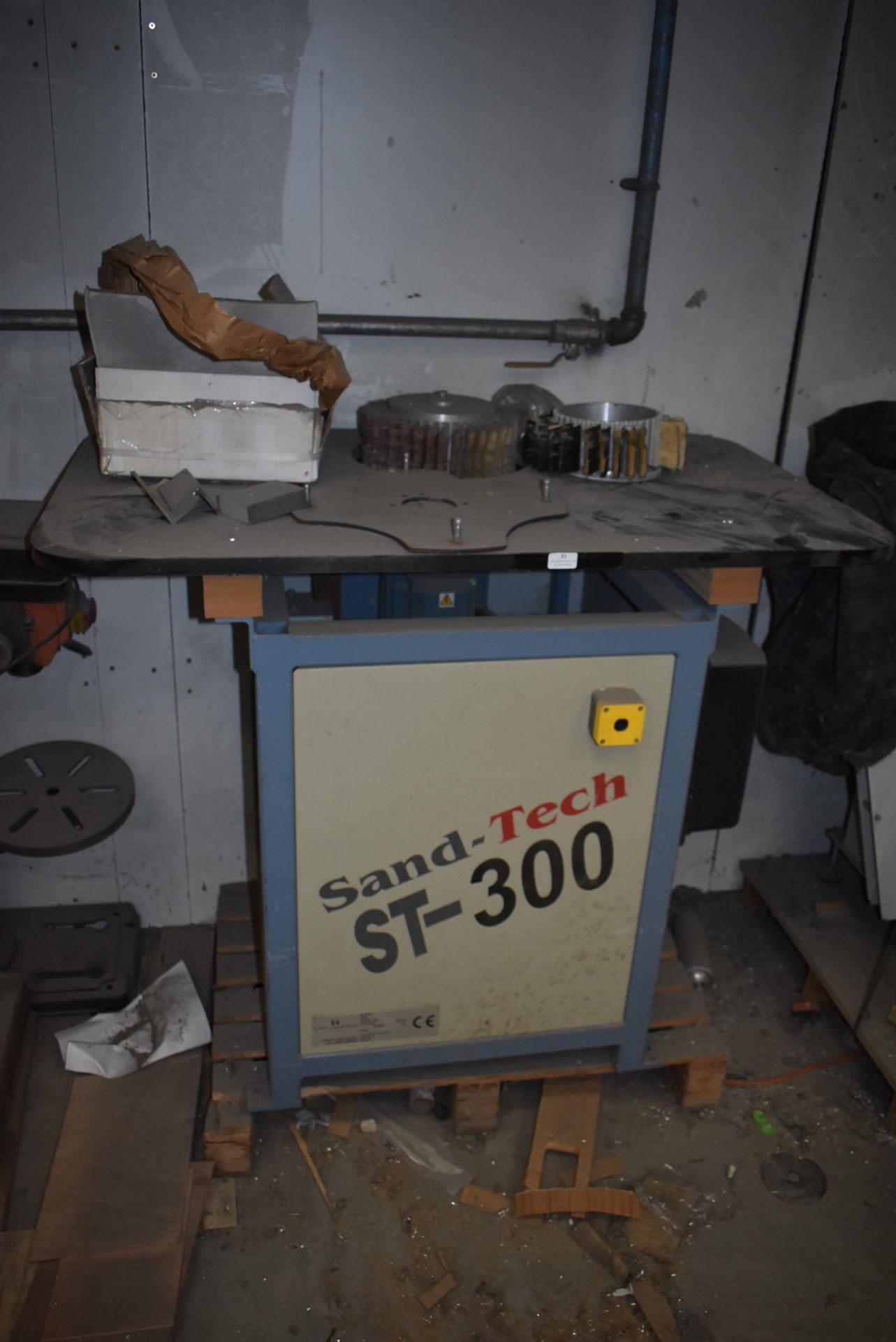 *Sand-Tech ST300 Sander Y.o.M: 2004