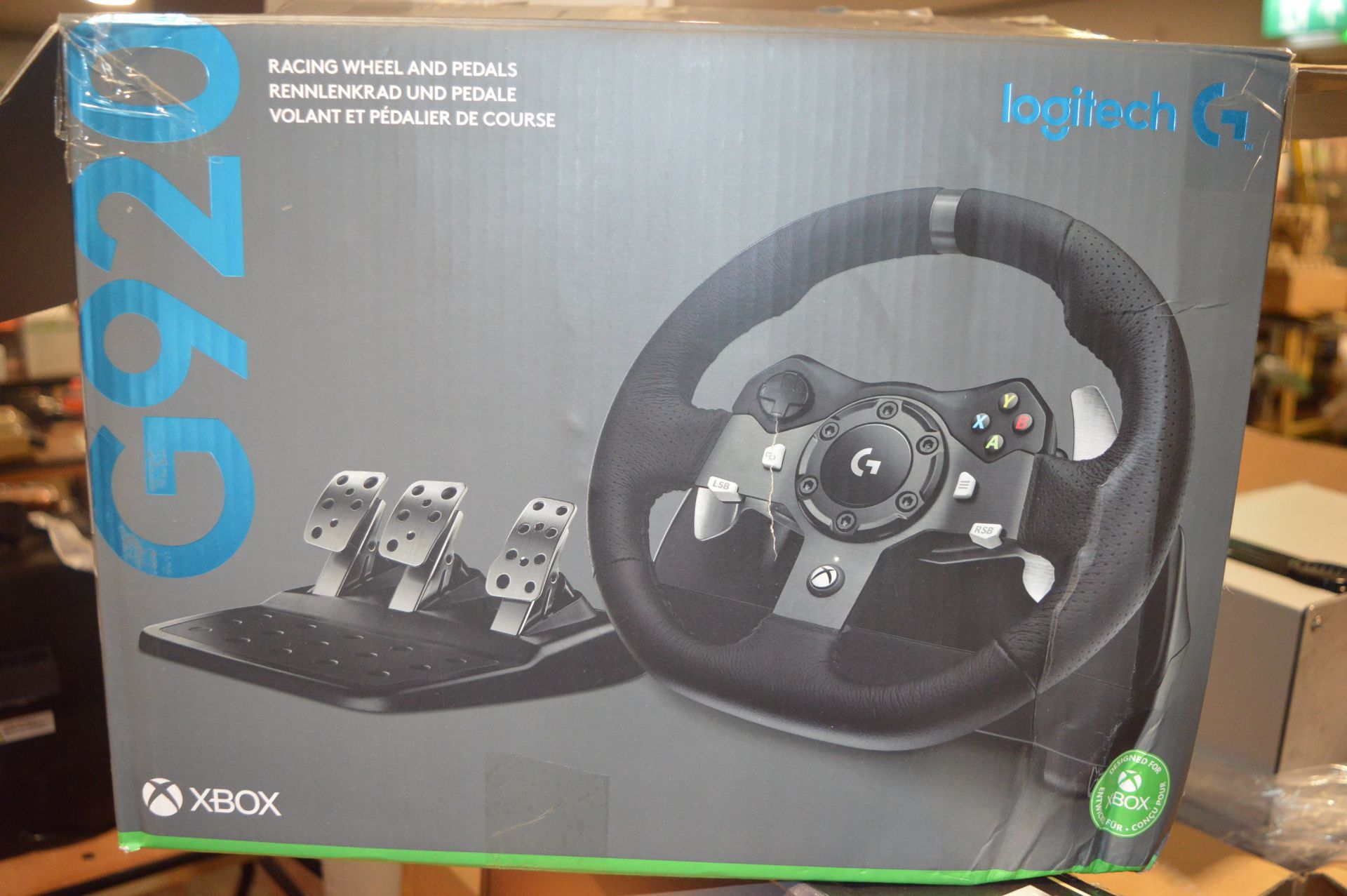 *Logitech Gaming Steering Wheel