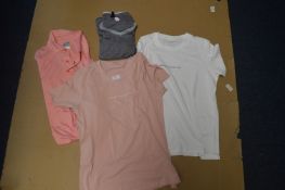 *4x Assorted Women’s Size: L T-Shirts